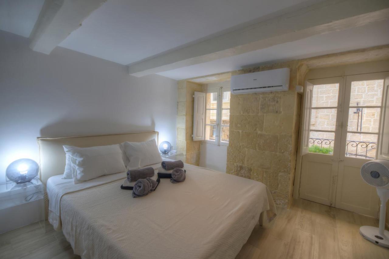 Cute And Modern Duplex Apartment In Ideal Location Rcas1-1 Valletta Exterior foto