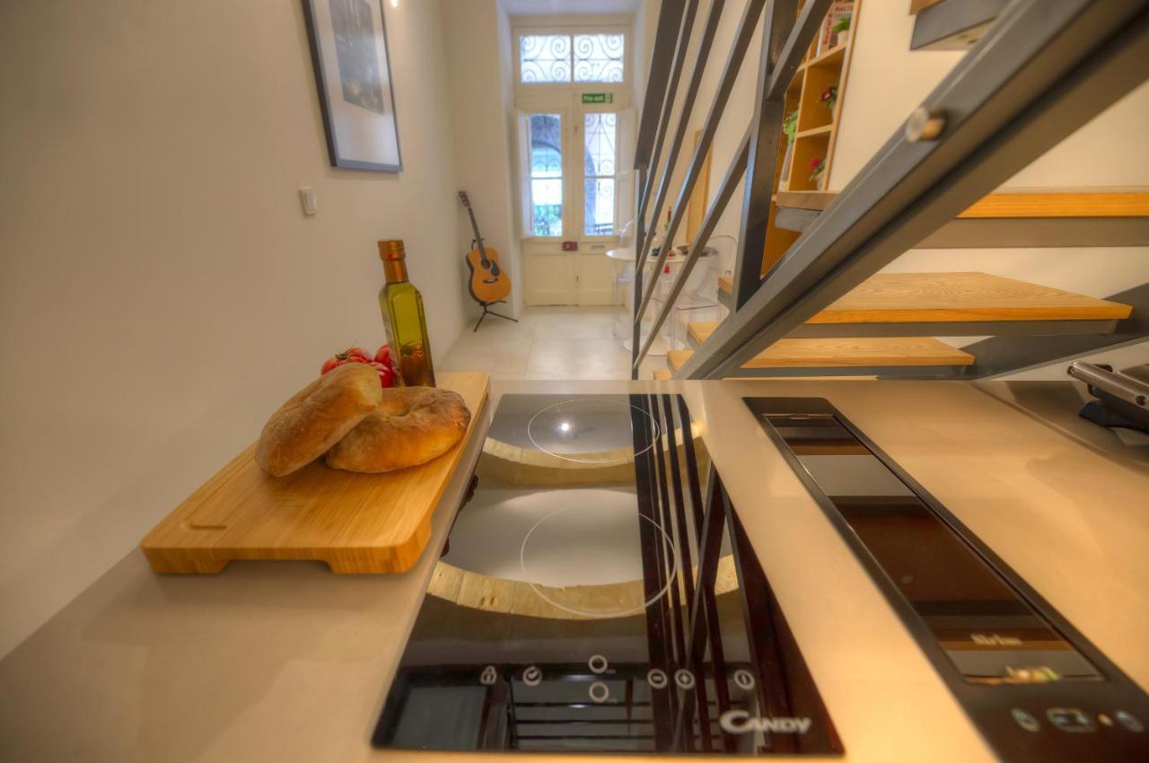 Cute And Modern Duplex Apartment In Ideal Location Rcas1-1 Valletta Exterior foto