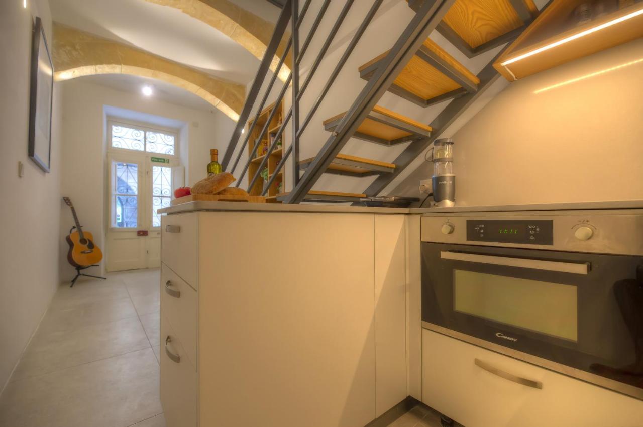 Cute And Modern Duplex Apartment In Ideal Location Rcas1-1 Valletta Exterior foto